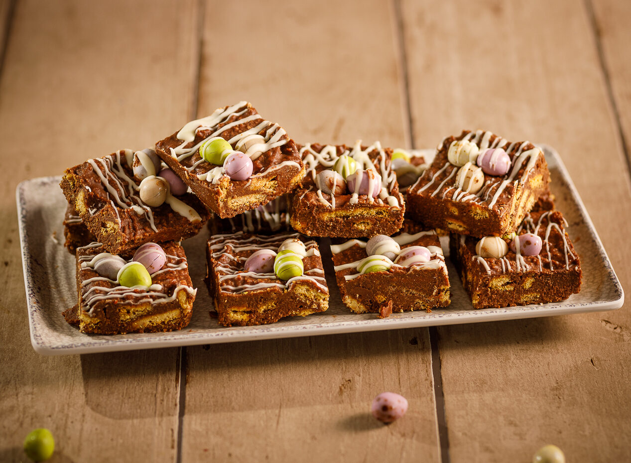 mini egg tiffin